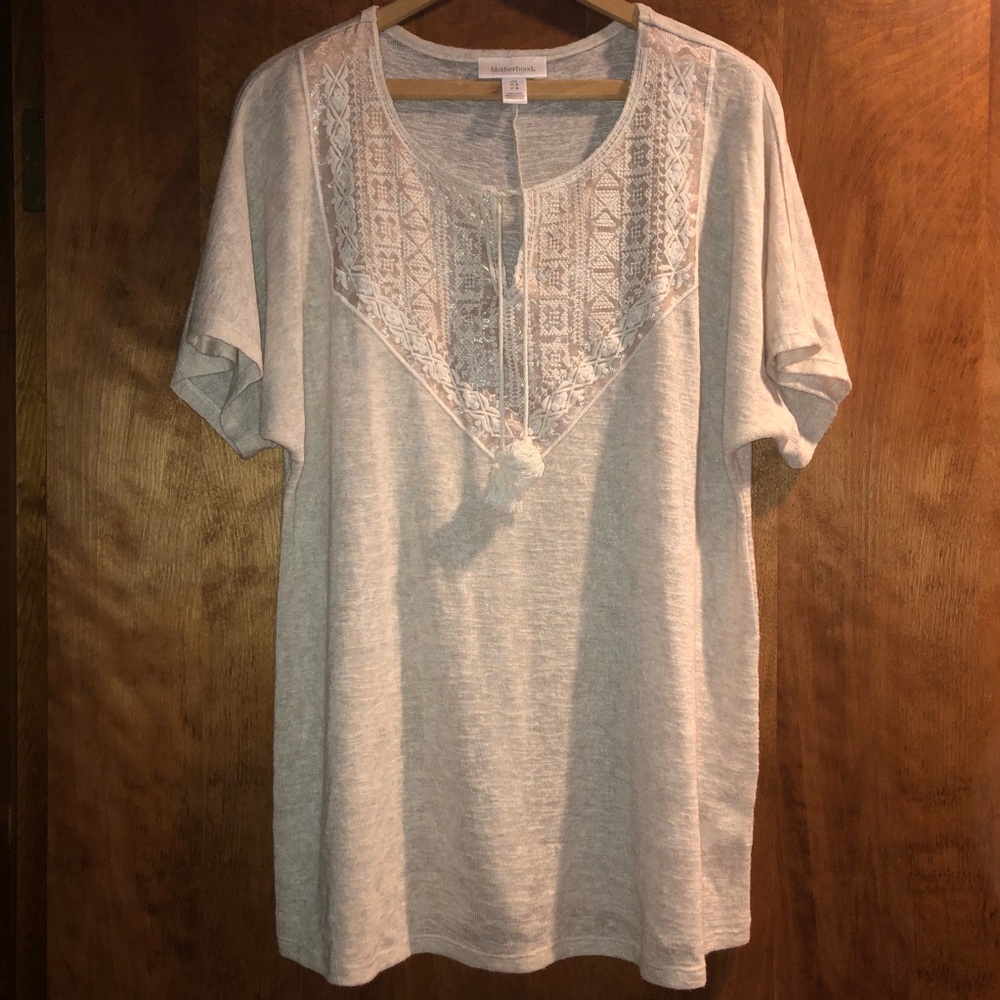 Maternity shirt